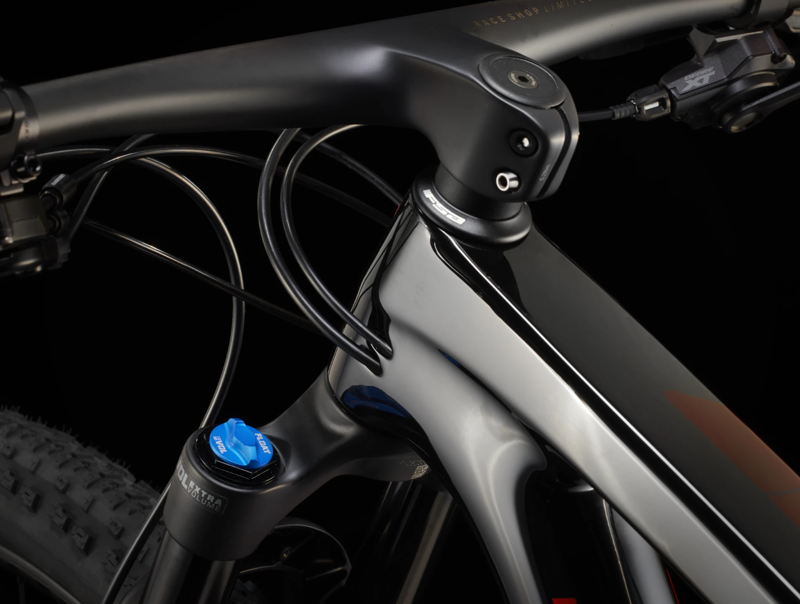 Trek Supercaliber SLR 9.8 XT Full Suspension Mountain Bike 2024 in Carbon Red Smoke-8